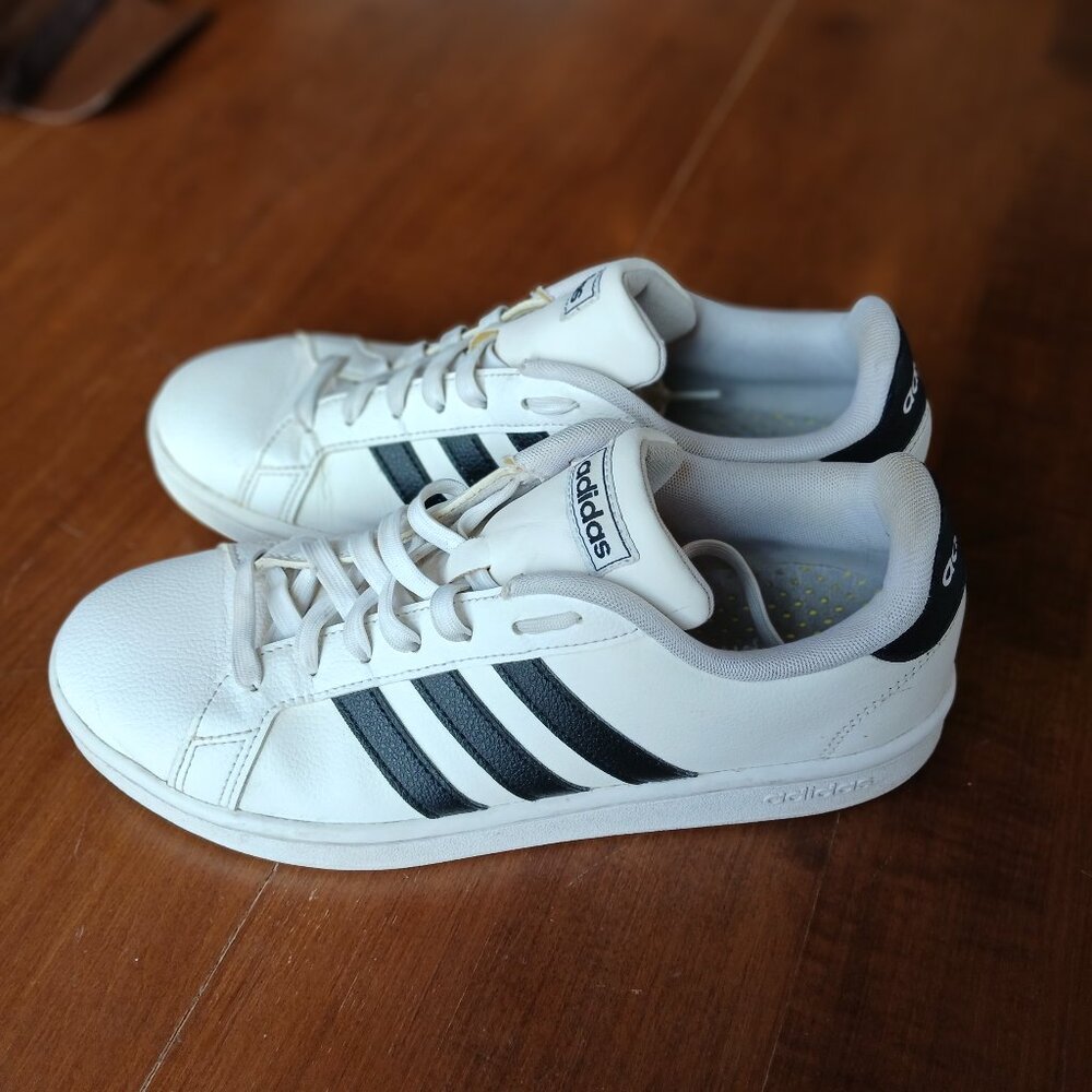 Men's Size 10 Adidas Grand Court Sneakers